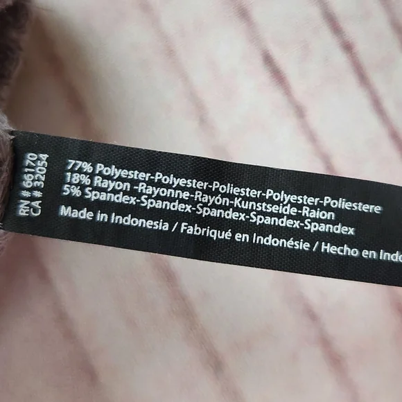 Urban Outfitters Out From Under Jojo Oversized Waffle Knit Gray Thermal Size XS - Picture 9 of 11